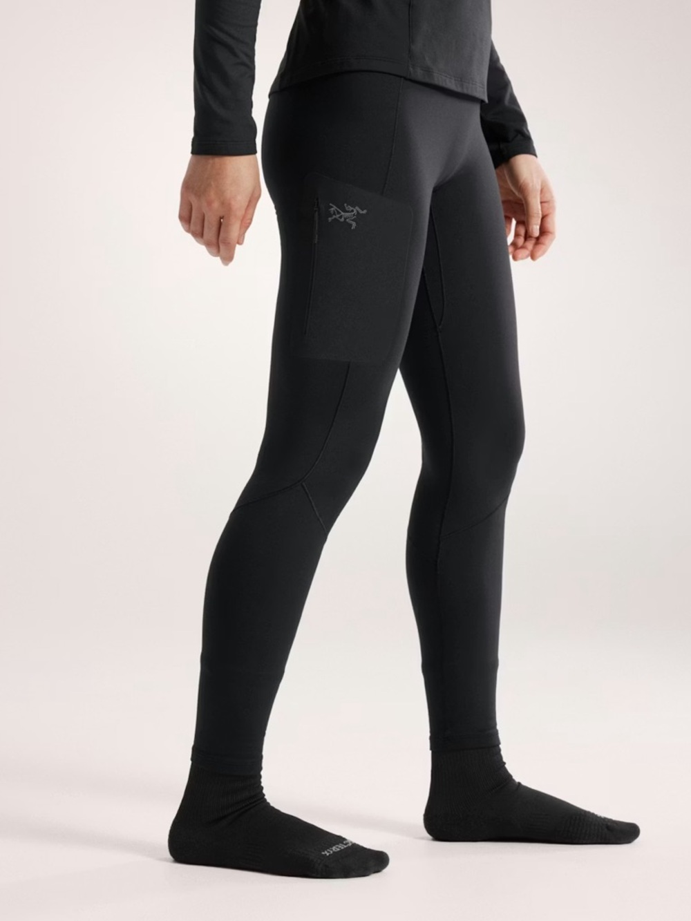 Black Arc’teryx RHO BOTTOM BASE WOMEN’S SMALL